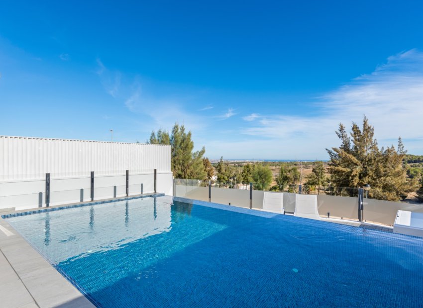 Resale - Villa - San Miguel de Salinas - Mirador De San Miguel