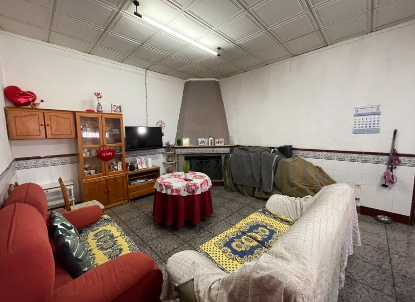 Resale - Villa - San Miguel de Salinas - Pueblo