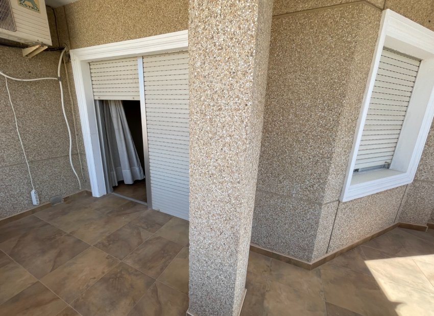 Resale - Villa - San Miguel de Salinas - Pueblo