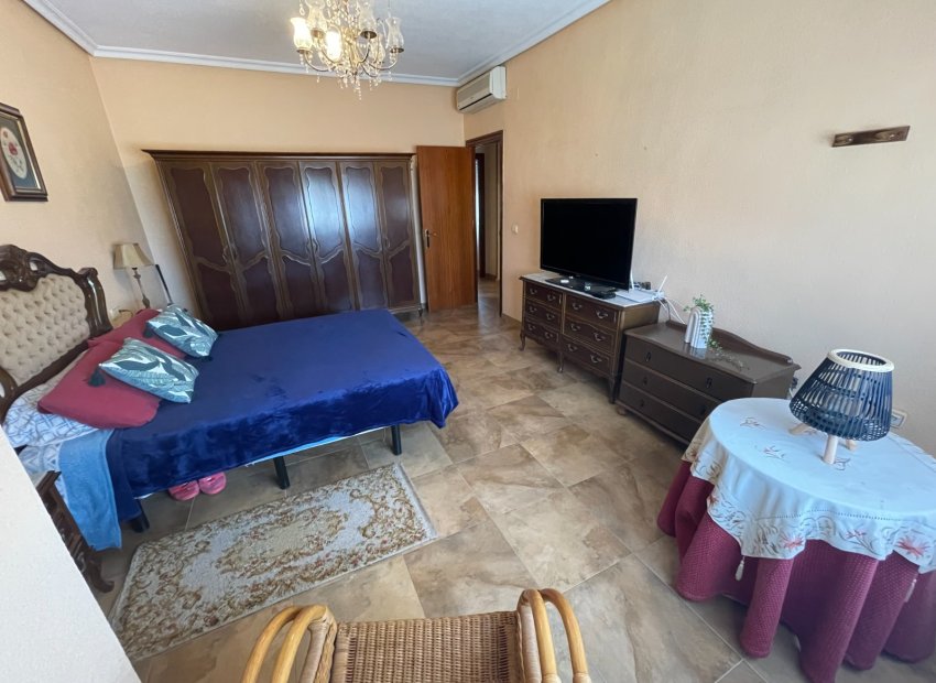 Resale - Villa - San Miguel de Salinas - Pueblo