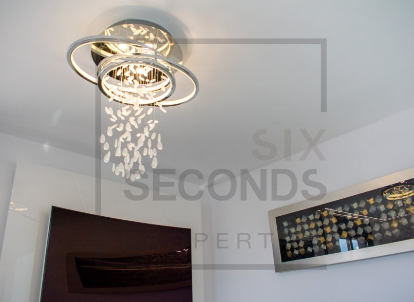 Resale - Villa - San Miguel de Salinas - Urbanizaciones