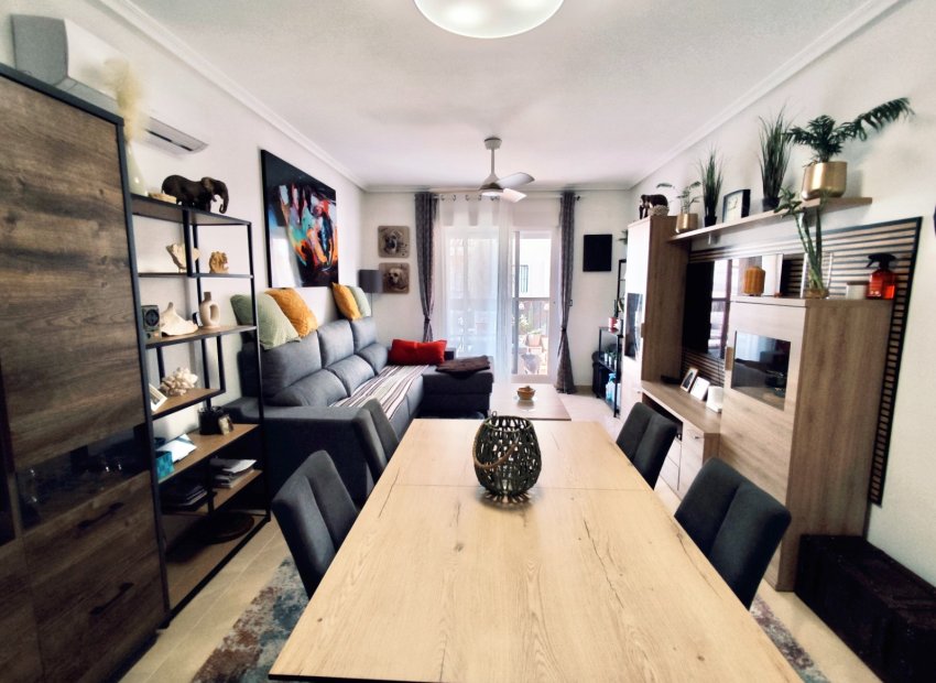 Resale - Villa - San Miguel de Salinas - Urbanizaciones