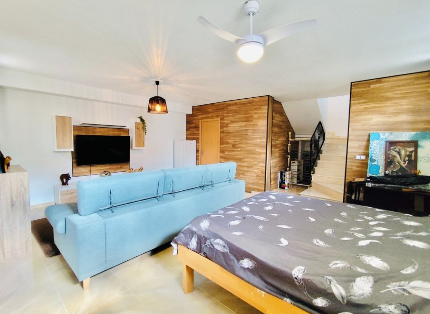 Resale - Villa - San Miguel de Salinas - Urbanizaciones