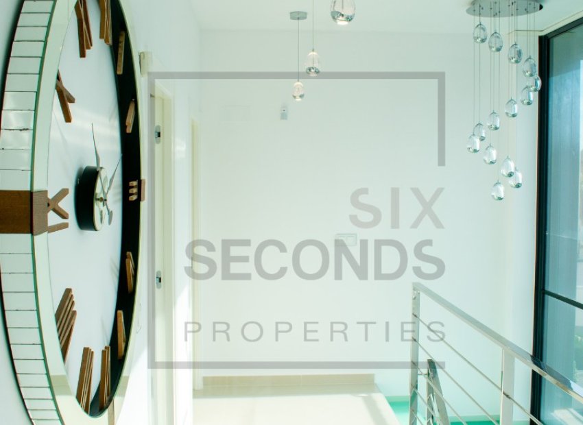 Resale - Villa - San Miguel de Salinas - Urbanizaciones