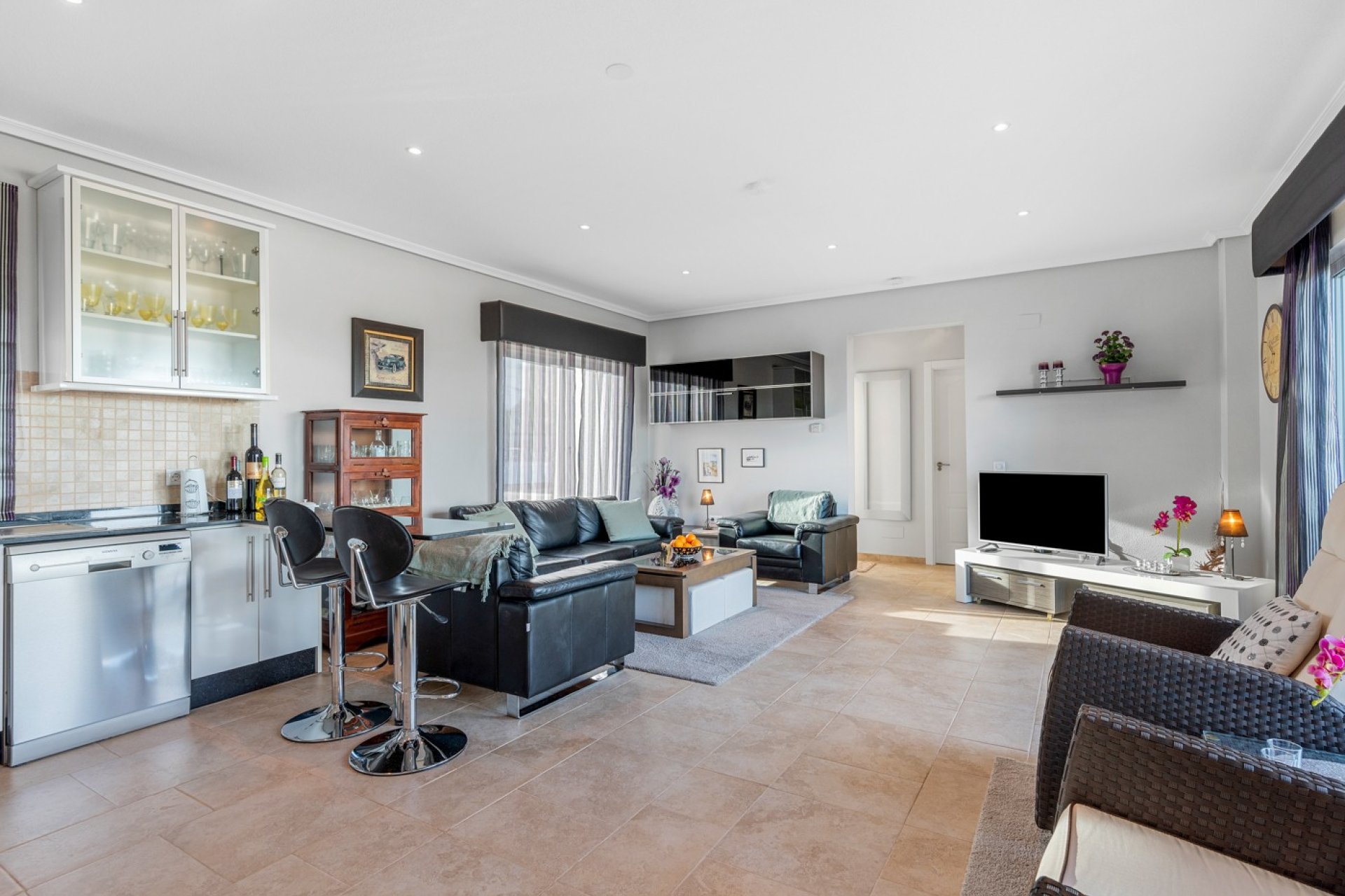 Resale - Villa - San Miguel de Salinas