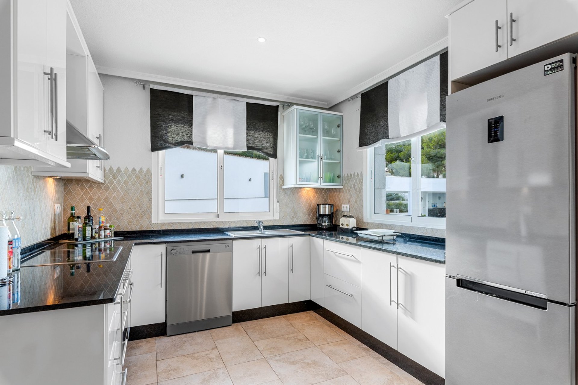 Resale - Villa - San Miguel de Salinas