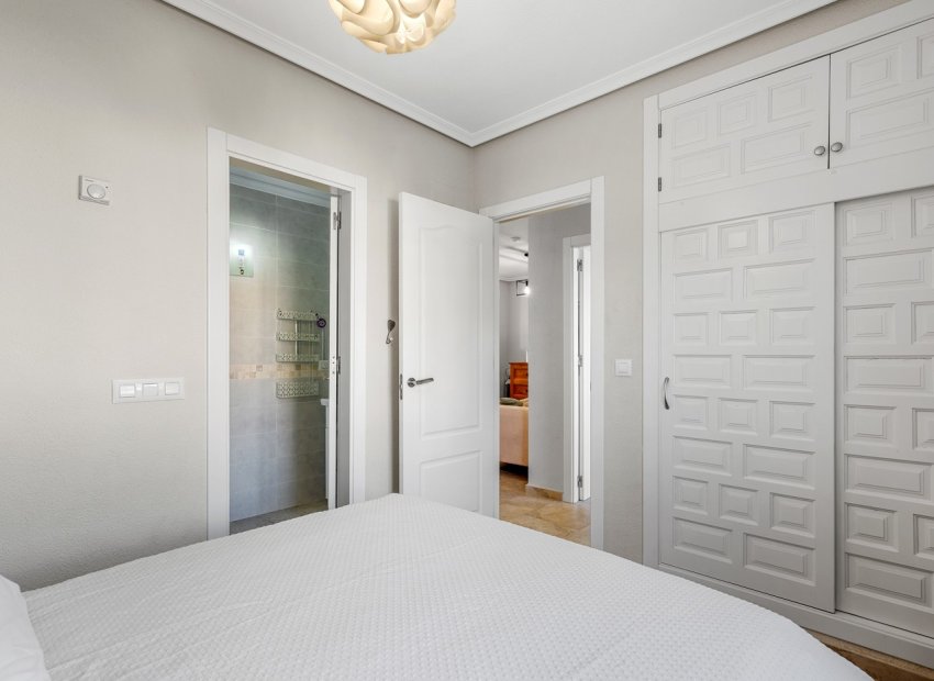 Resale - Villa - San Miguel de Salinas