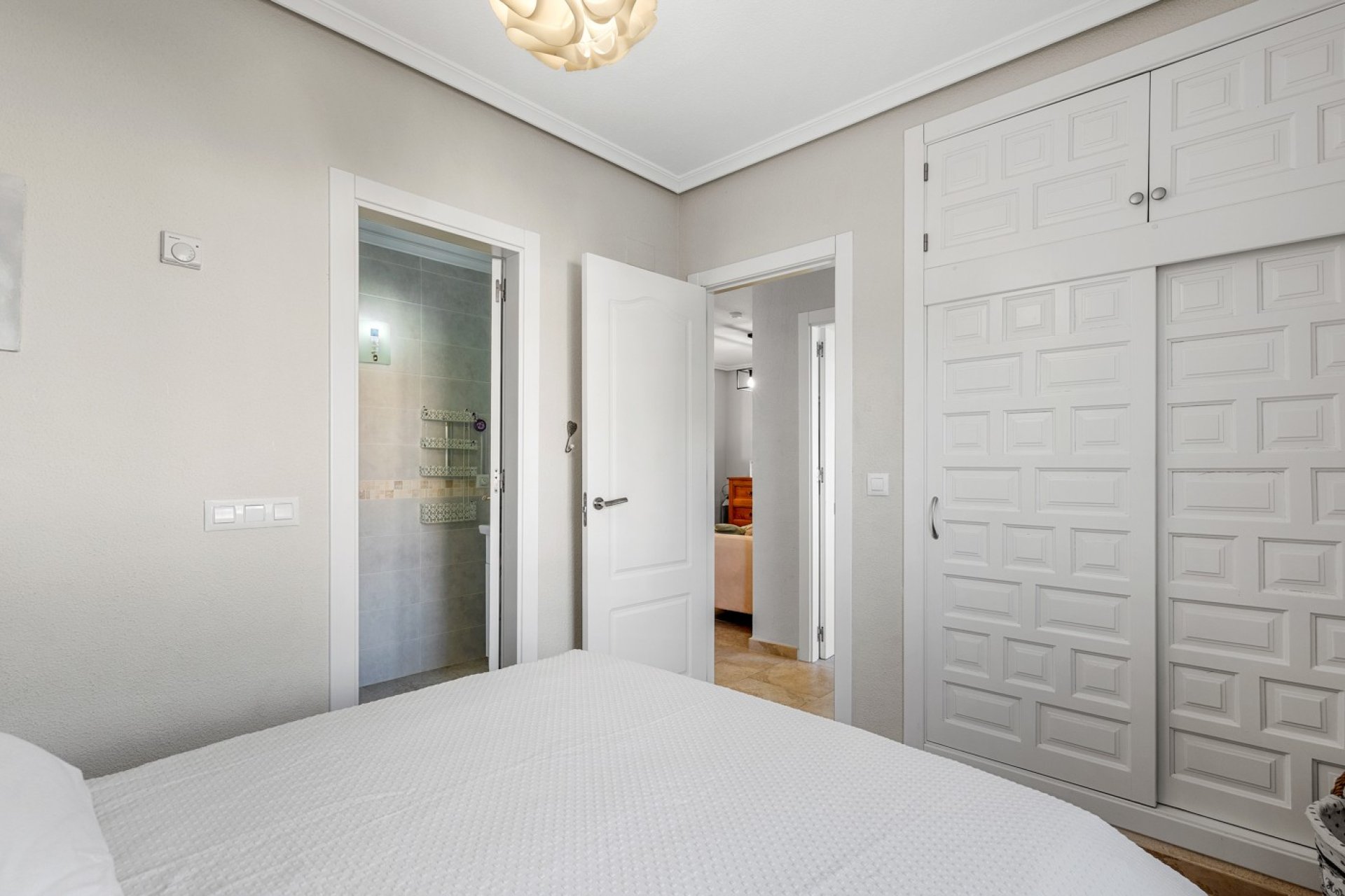 Resale - Villa - San Miguel de Salinas