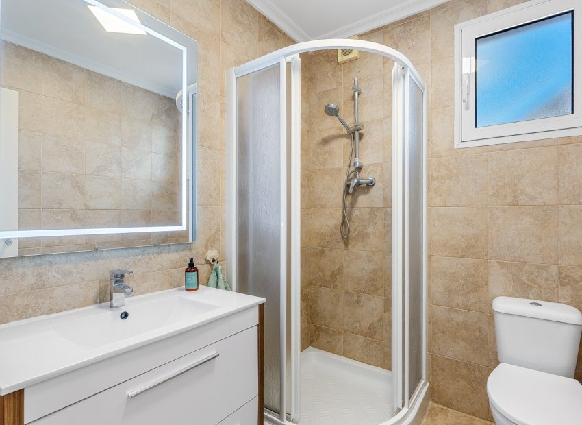 Resale - Villa - San Miguel de Salinas