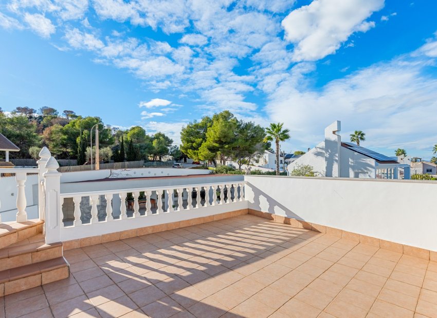 Resale - Villa - San Miguel de Salinas