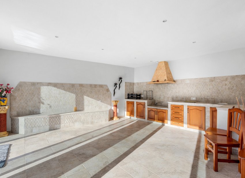 Resale - Villa - San Miguel de Salinas