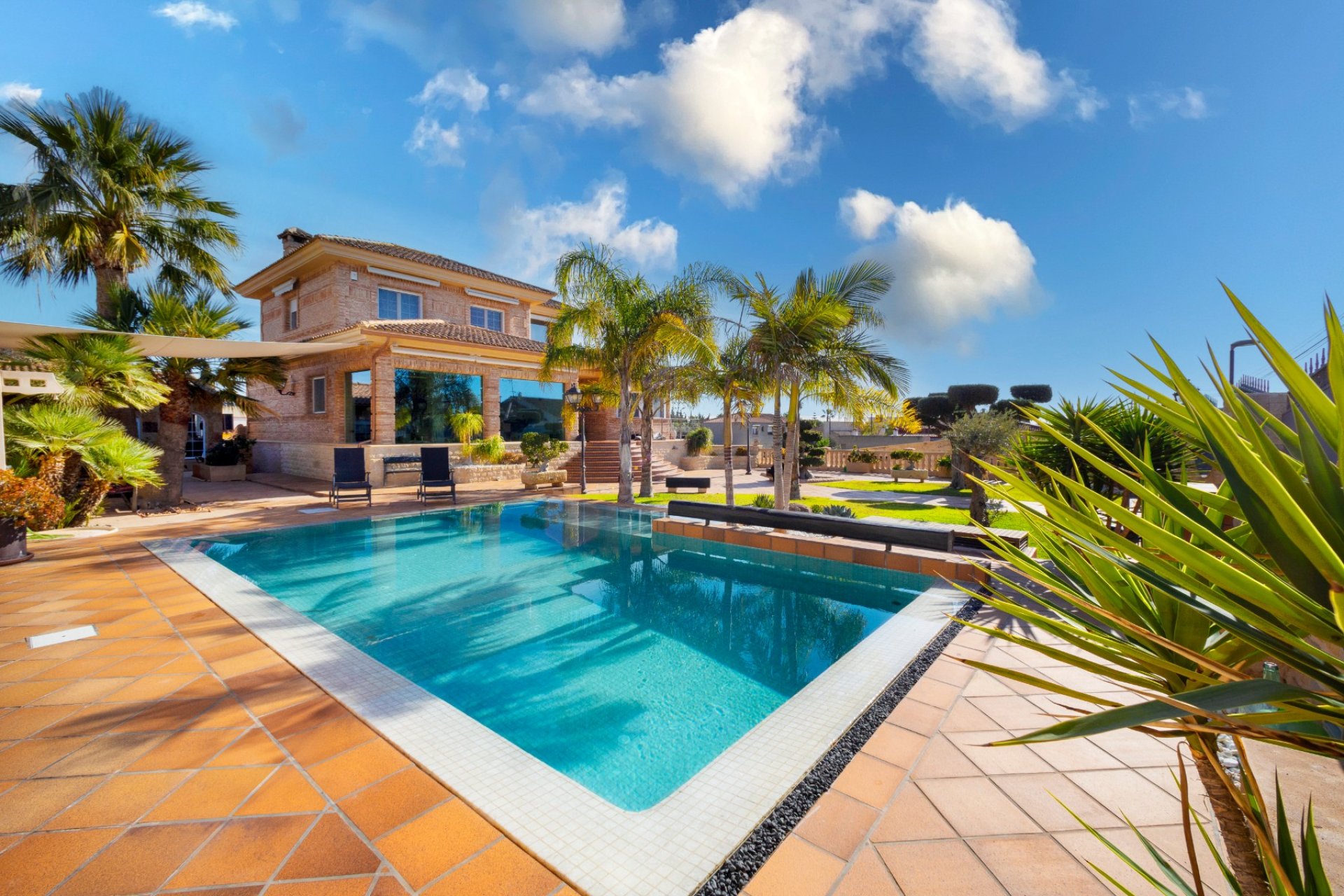 Resale - Villa - San Vicente del Raspeig - Los Girasoles