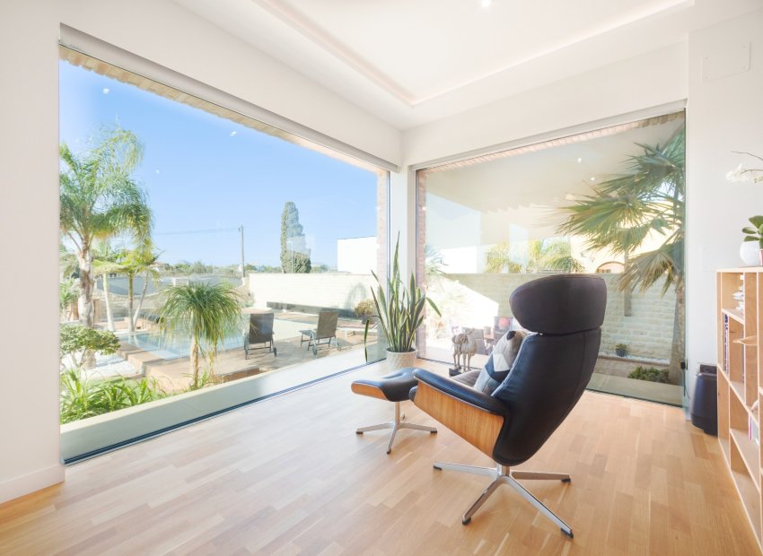 Resale - Villa - San Vicente del Raspeig - Los Girasoles