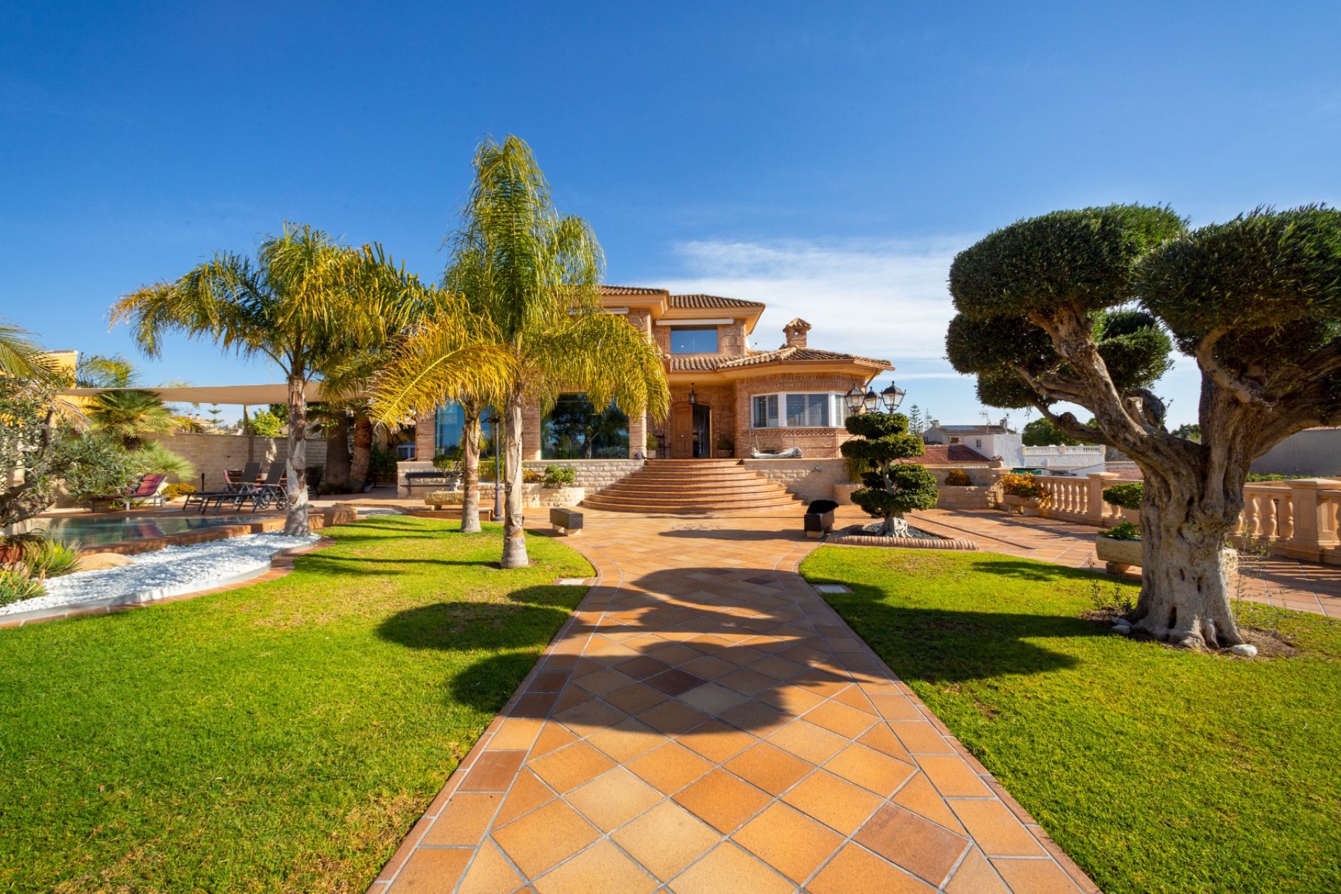 Resale - Villa - San Vicente del Raspeig - Los Girasoles