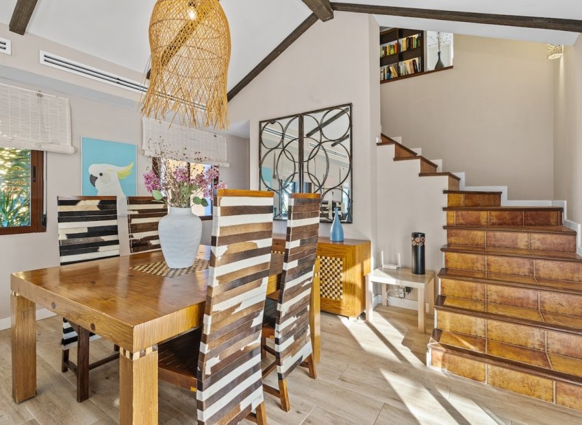 Resale - Villa - Santa Pola - El Poble Llevanti