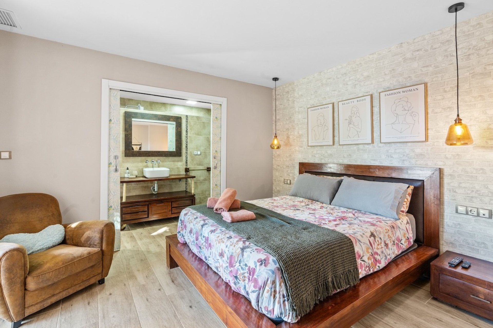 Resale - Villa - Santa Pola - El Poble Llevanti