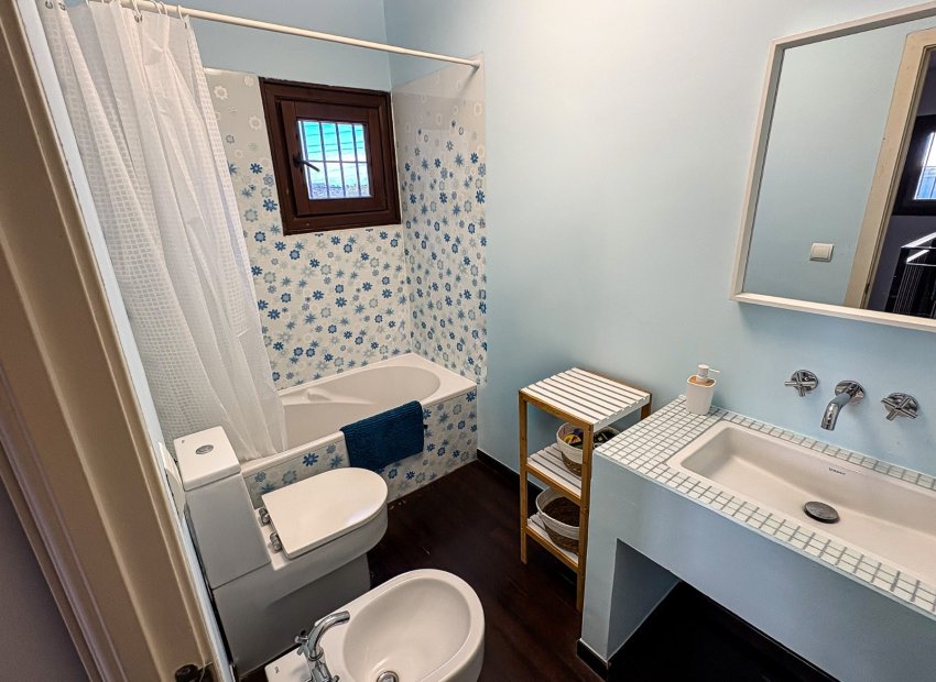 Resale - Villa - Santa Pola - El Poble Llevanti