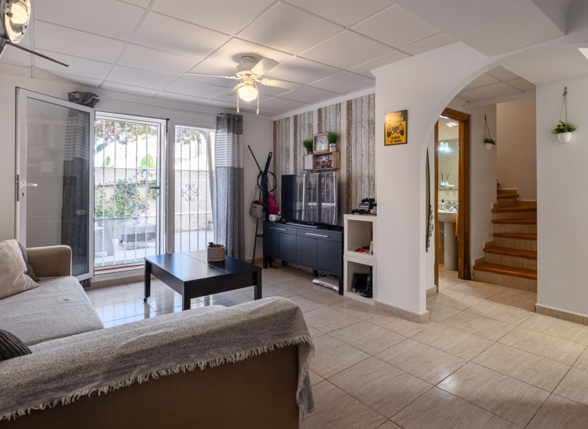 Resale - Villa - Santa Pola - Gran Alacant