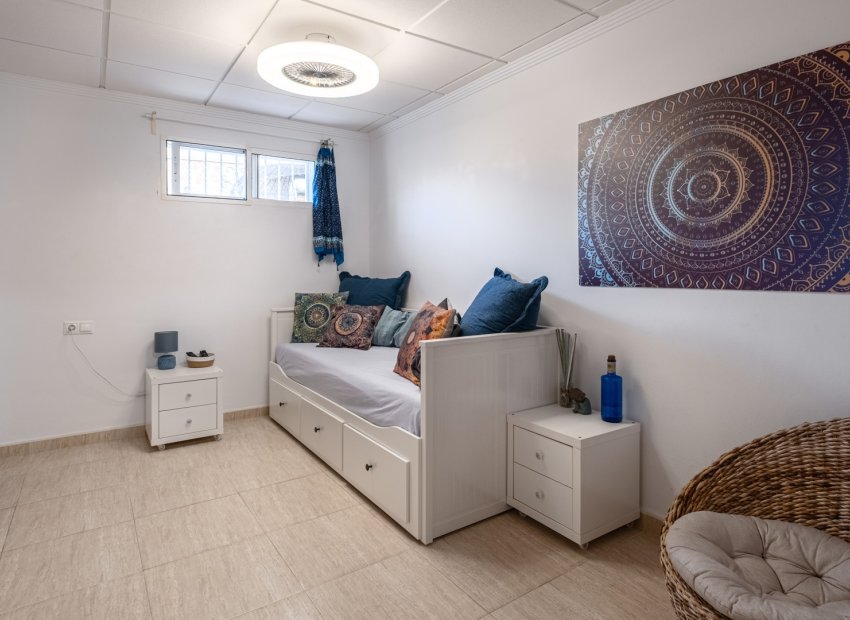 Resale - Villa - Santa Pola - Gran Alacant