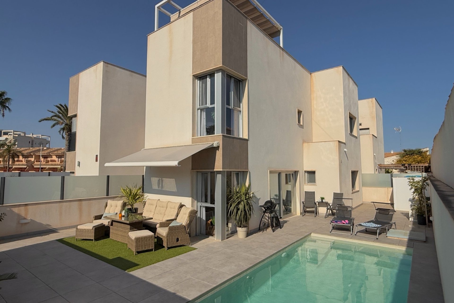 Resale - Villa - Santiago de la Ribera - Zona de la playa