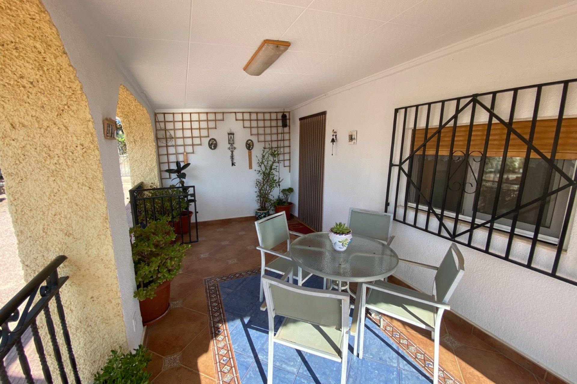 Resale - Villa - Sax