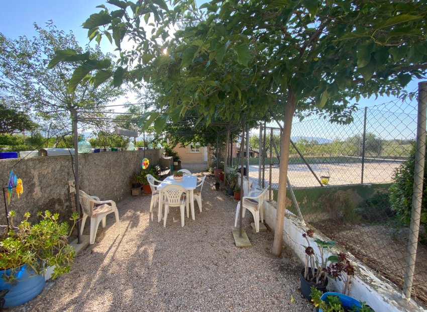 Resale - Villa - Sax