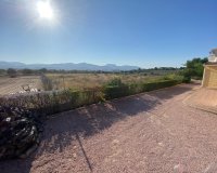 Resale - Villa - Sax