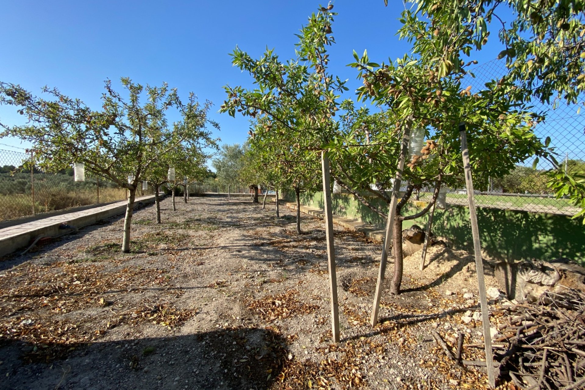 Resale - Villa - Sax