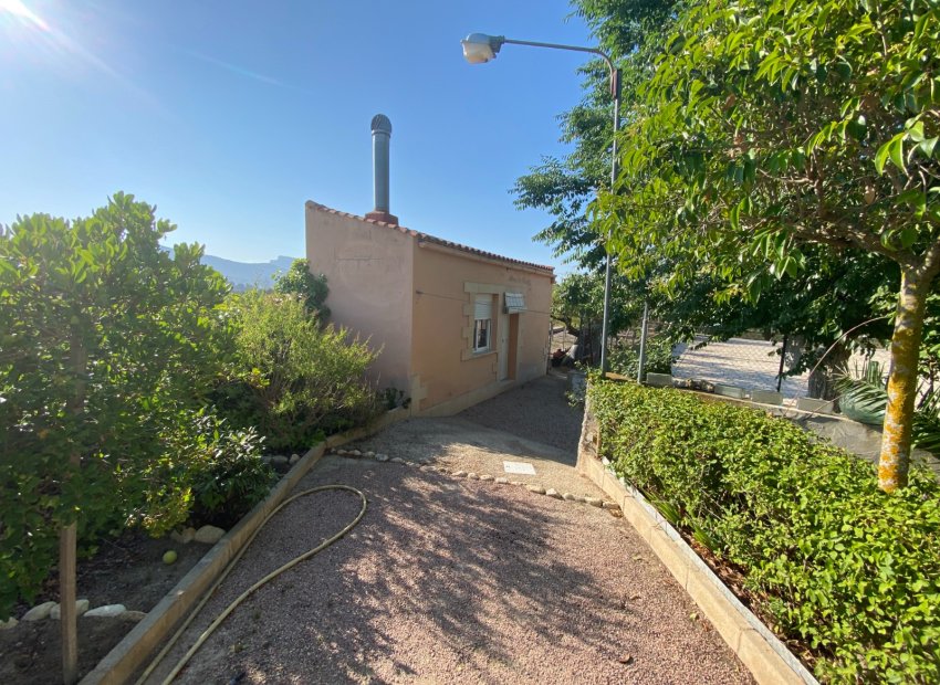 Resale - Villa - Sax