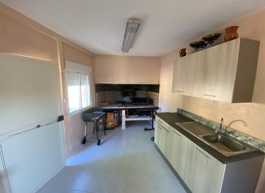 Resale - Villa - Sax