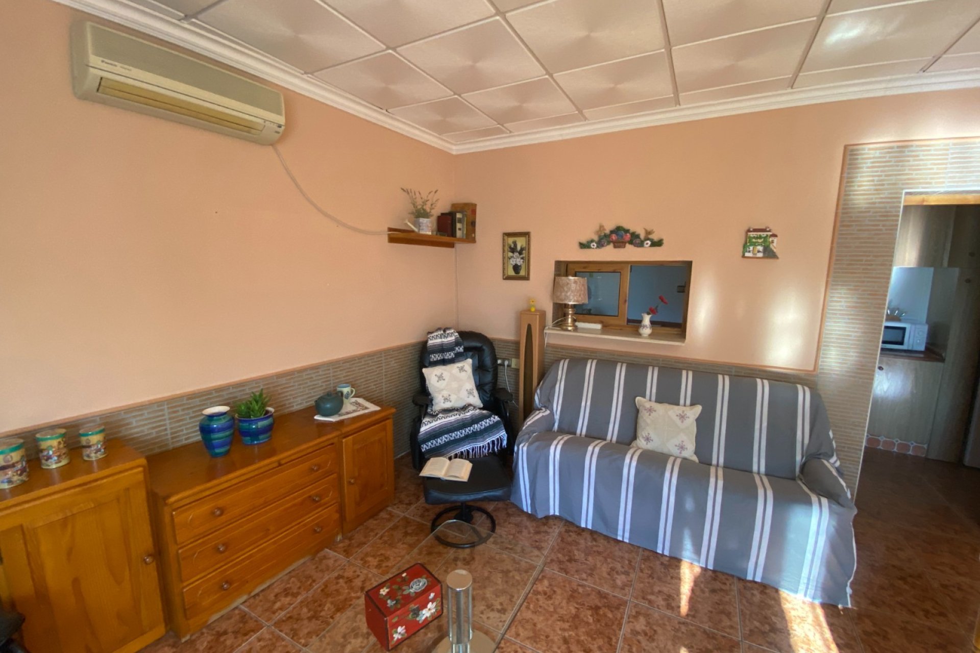 Resale - Villa - Sax