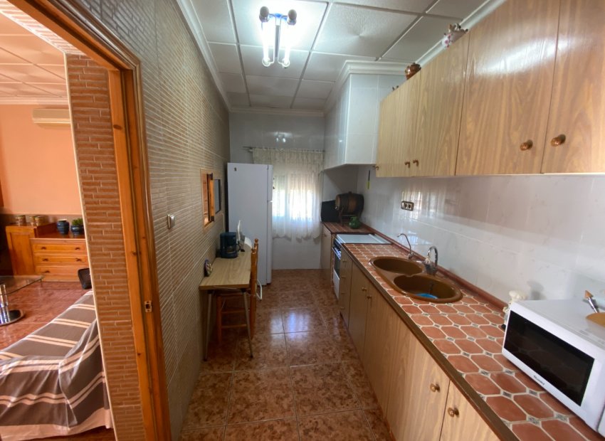 Resale - Villa - Sax