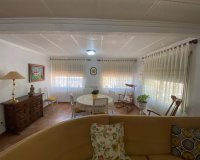 Resale - Villa - Sax