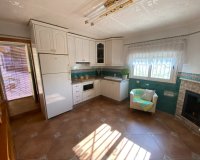 Resale - Villa - Sax