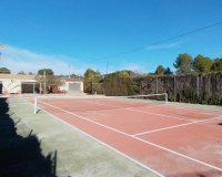 Resale - Villa - Sax