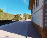 Resale - Villa - Sax