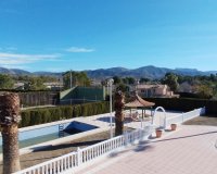 Resale - Villa - Sax