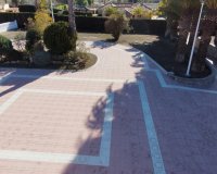 Resale - Villa - Sax