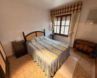 Resale - Villa - Sax