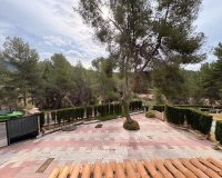 Resale - Villa - Sax