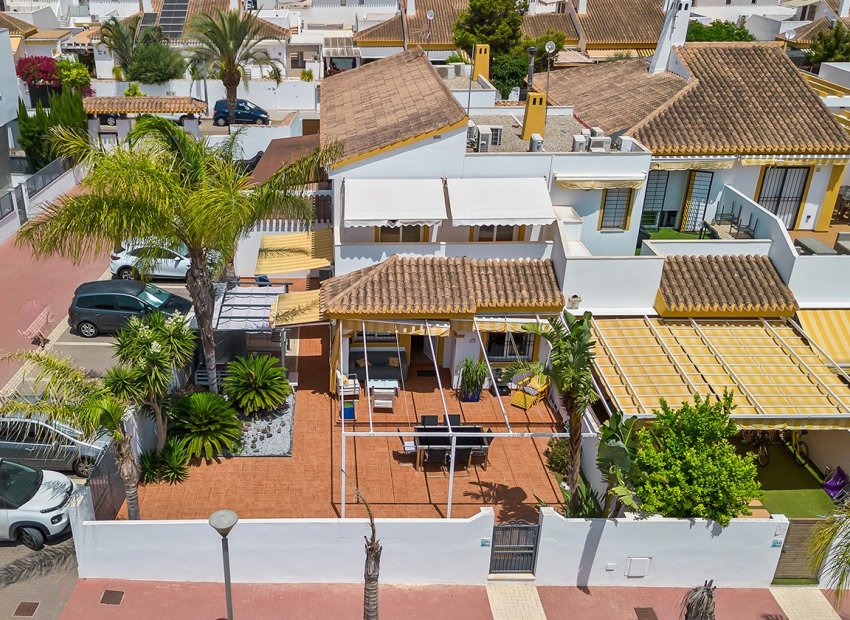 Resale - Villa - Torre de la Horadada - Pueblo Latino