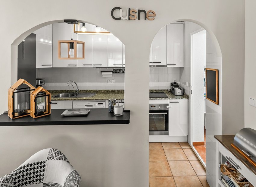 Resale - Villa - Torre de la Horadada - Pueblo Latino