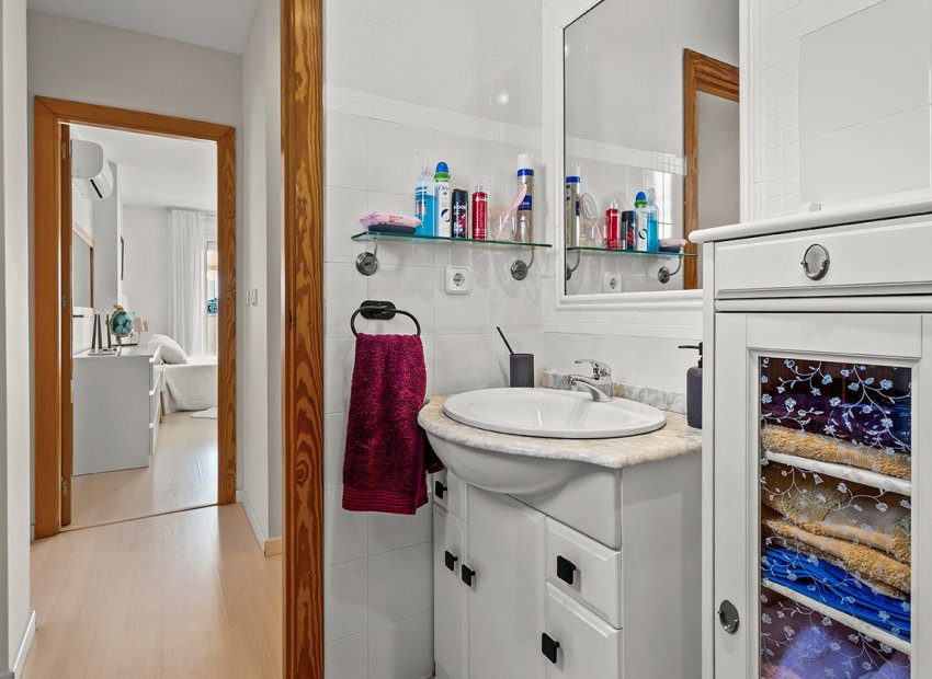 Resale - Villa - Torre de la Horadada - Pueblo Latino