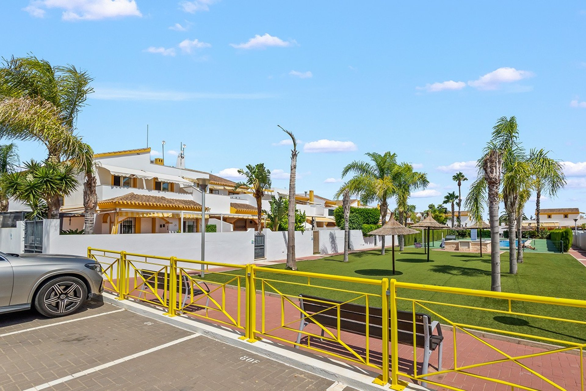 Resale - Villa - Torre de la Horadada - Pueblo Latino