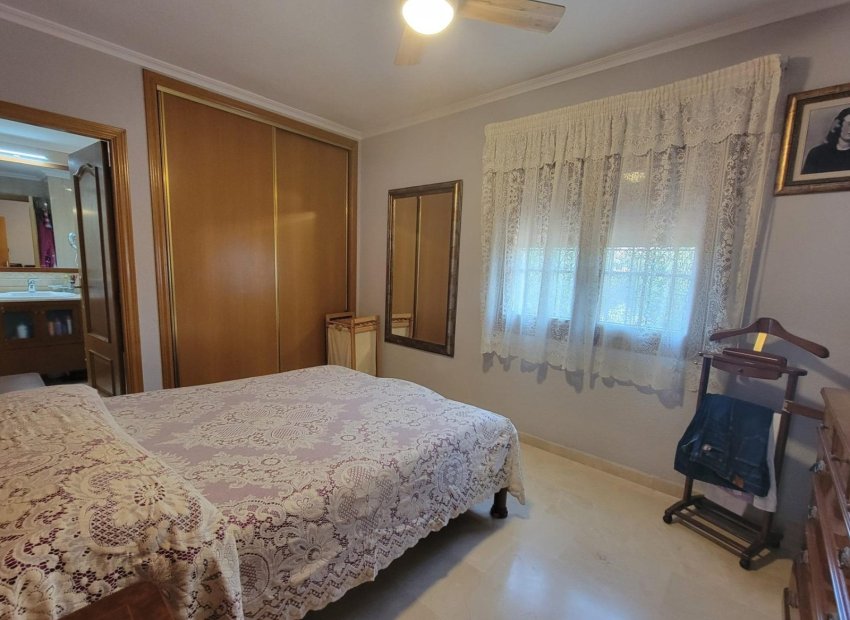 Resale - Villa - Torrevieia - Aguas Nuevas