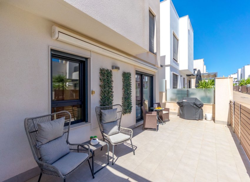 Resale - Villa - Torrevieia - Aguas Nuevas