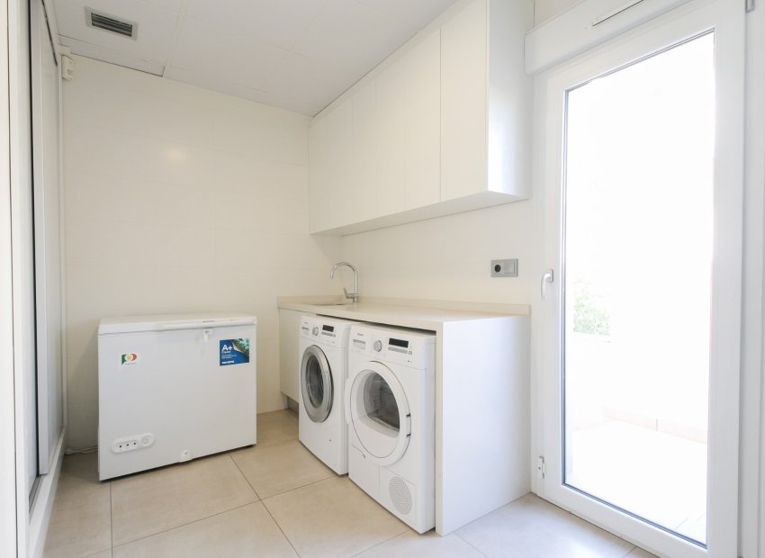 Resale - Villa - Torrevieia - Aguas Nuevas