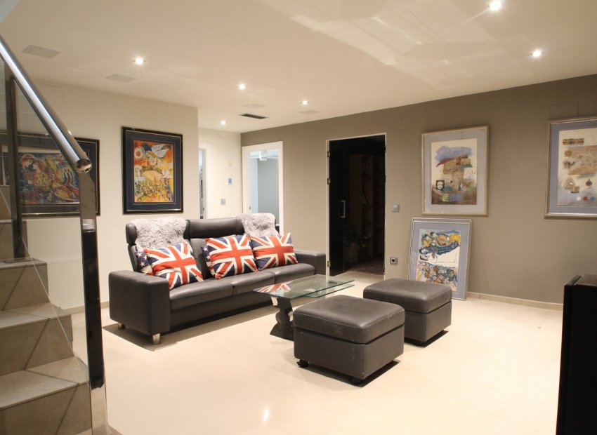 Resale - Villa - Torrevieia - Aguas Nuevas