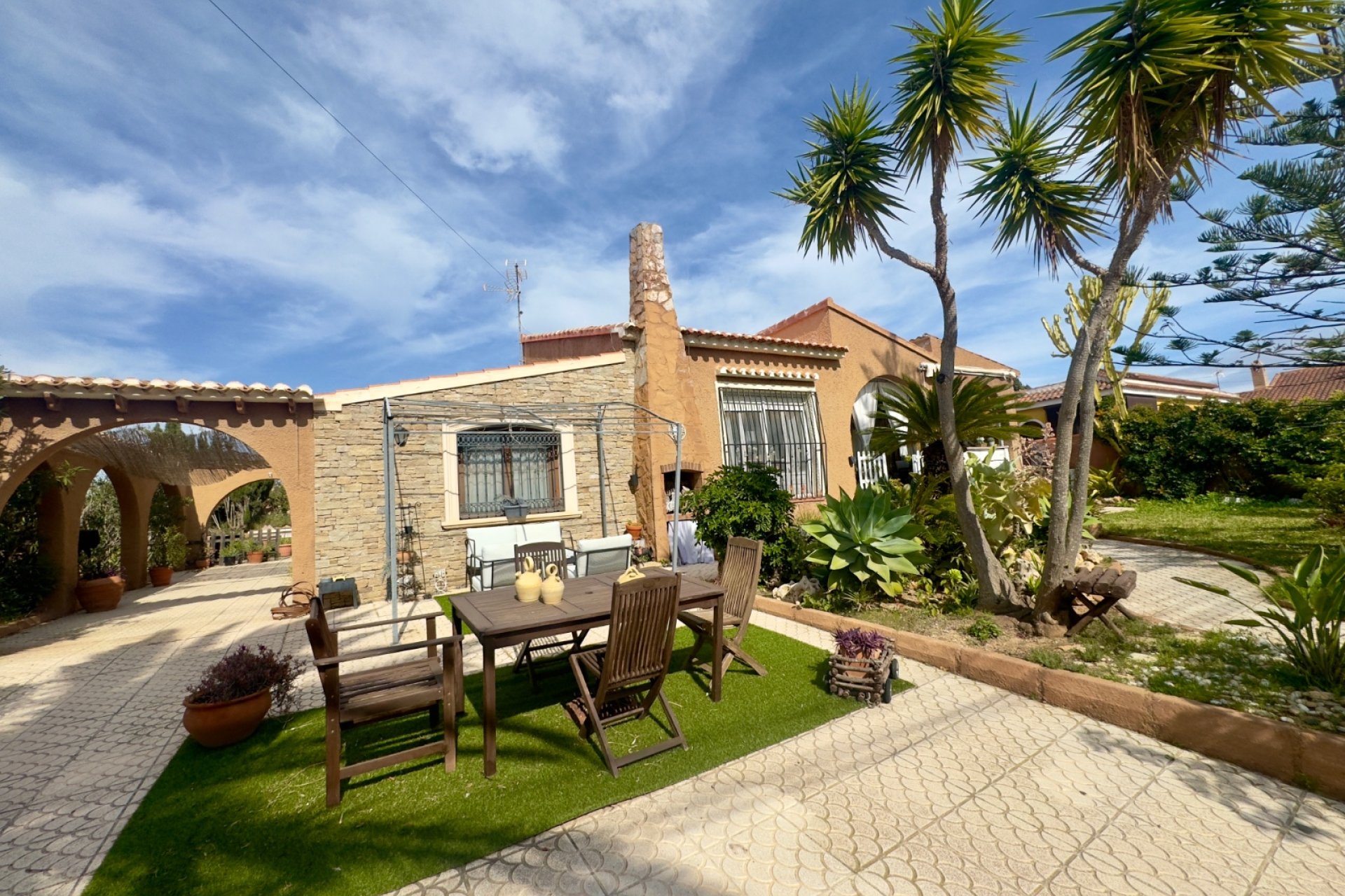 Resale - Villa - Torrevieia - Aguas Nuevas