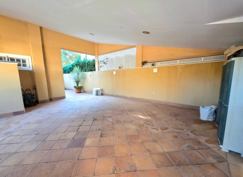 Resale - Villa - Torrevieia - Cabo Cervera